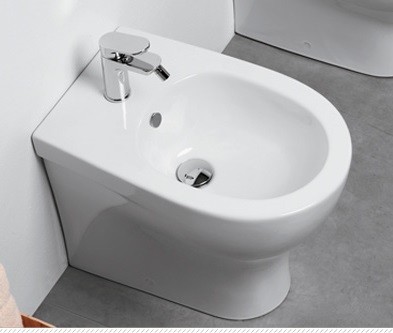 BIDET PRATICA FILO MURO BIANCO AZZURRA